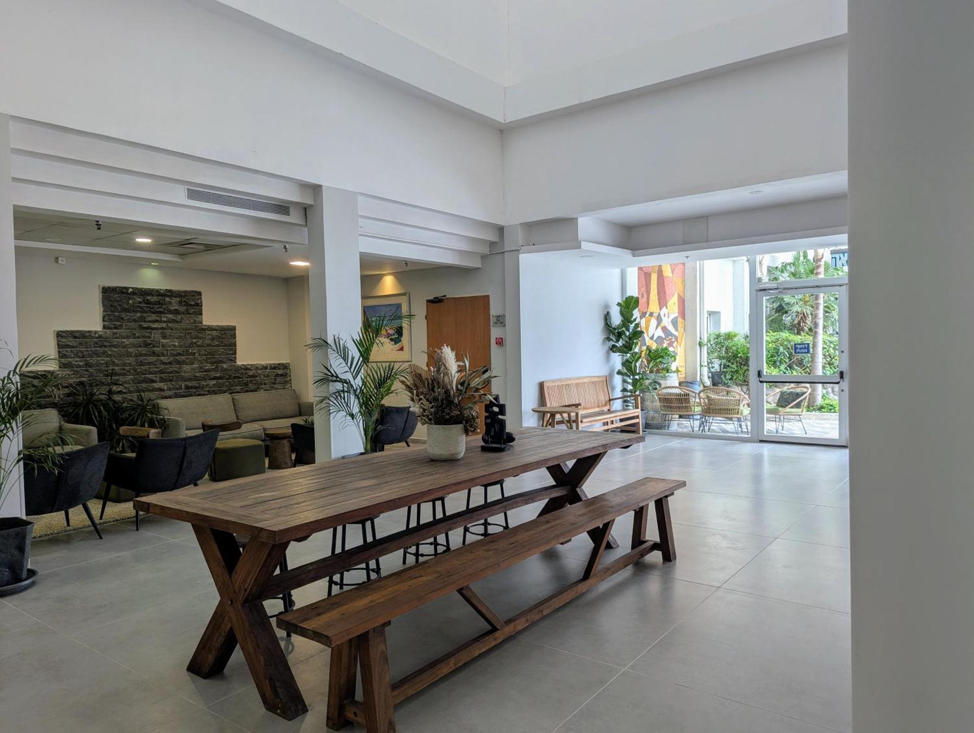 Astoria Galilee Hotel Тверия Экстерьер фото