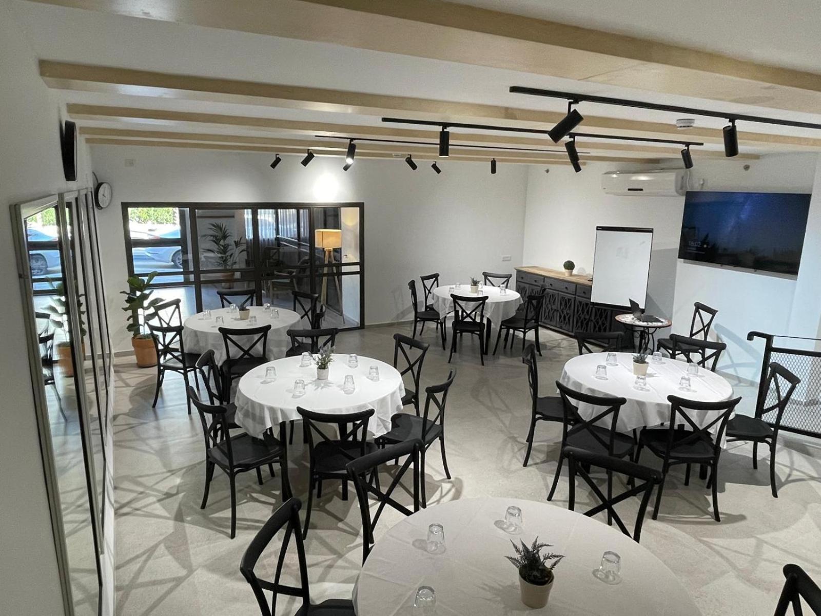 Astoria Galilee Hotel Тверия Экстерьер фото